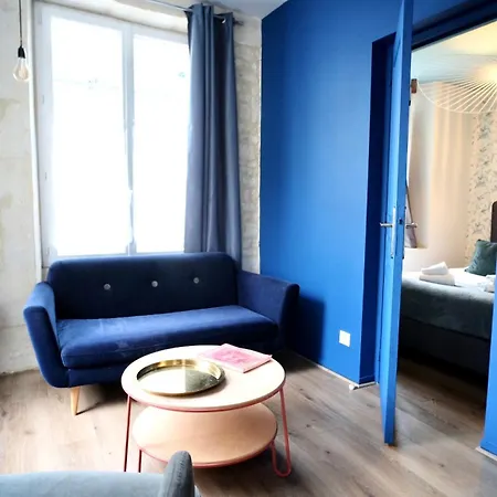 La Bonbonniere, Bleue Ou Rose * 凯恩