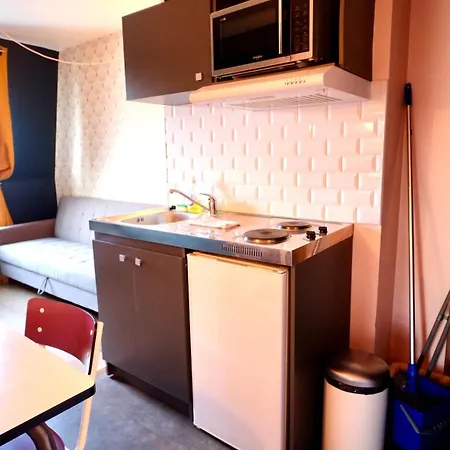 La Bonbonniere, Bleue Ou Rose 凯恩