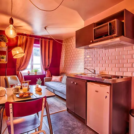 La Bonbonniere, Bleue Ou Rose アパート カーン