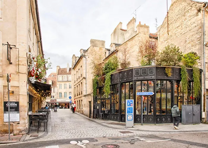 La Bonbonniere, Bleue Ou Rose アパート